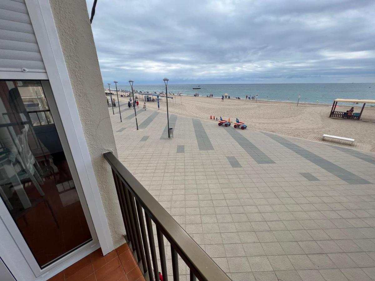 El Bull De Baix A Mar Apartment Torredembarra Bagian luar foto